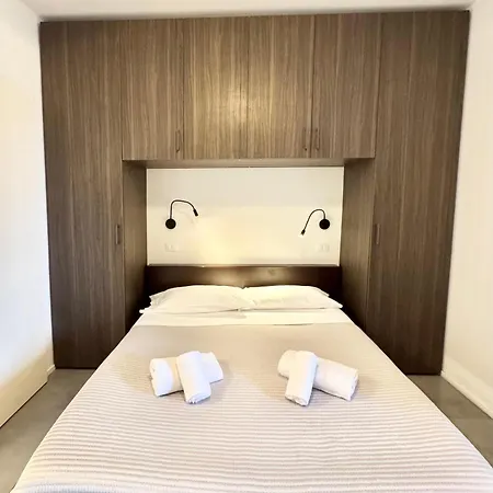 Hostdomus - Plasch Apartments-free Bike Apartment *