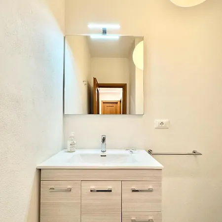Apartment Hostdomus - Plasch Apartments-free Bike