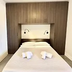 Hostdomus - Plasch Apartments-free Bike Apartamento *
