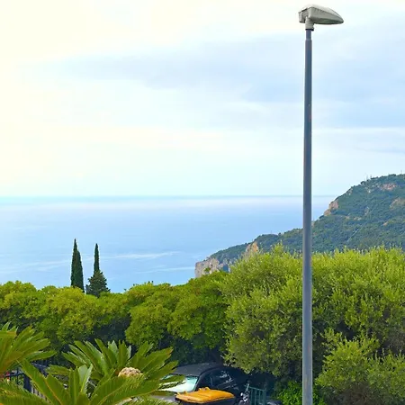 Hostdomus - Plasch Apartments-free Bike Apartamento Finale Ligure