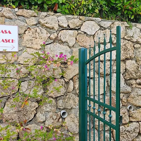 Hostdomus - Plasch Apartments-free Bike Finale Ligure