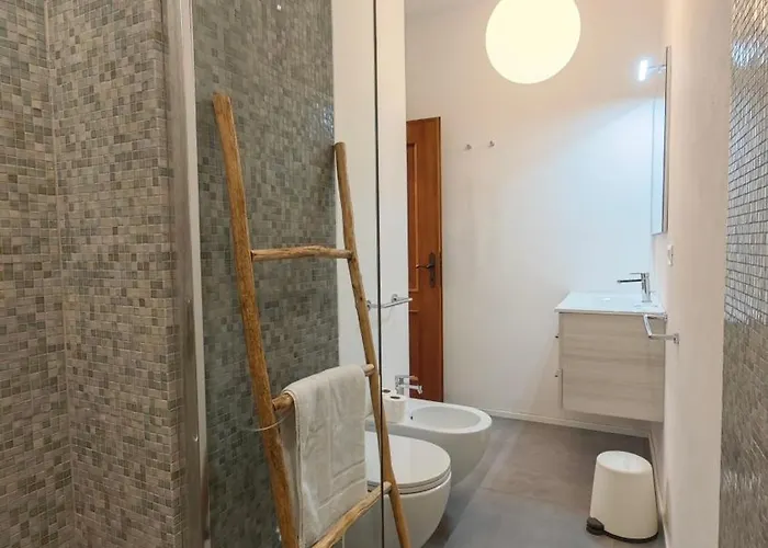 Hostdomus - Plasch Apartments-free Bike דירה