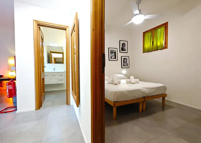 דירה Hostdomus - Plasch Apartments-free Bike *